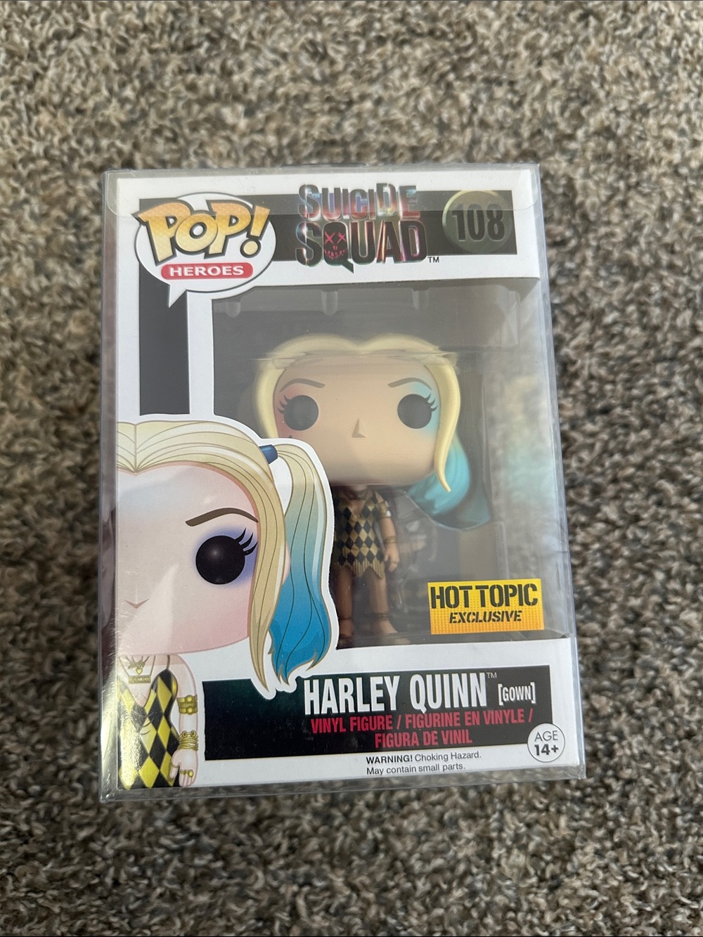 Harley Quinn Suicide Squad Hot Topic Exclusive Funko Pop